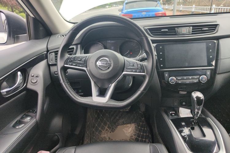 Used Nissan X-Trail 2023 Classic 2.0L Two-Wheel Drive Smart Connect Premium Edition Steering Wheel