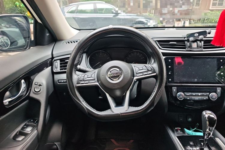 Used Nissan X-Trail 2023 Classic 2.0L Two-Wheel Drive Smart Connect Premium Edition Steering Wheel