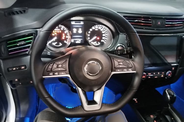 Used Nissan X-Trail 2023 Classic 2.0L Two-Wheel Drive Smart Connect Premium Edition Steering Wheel