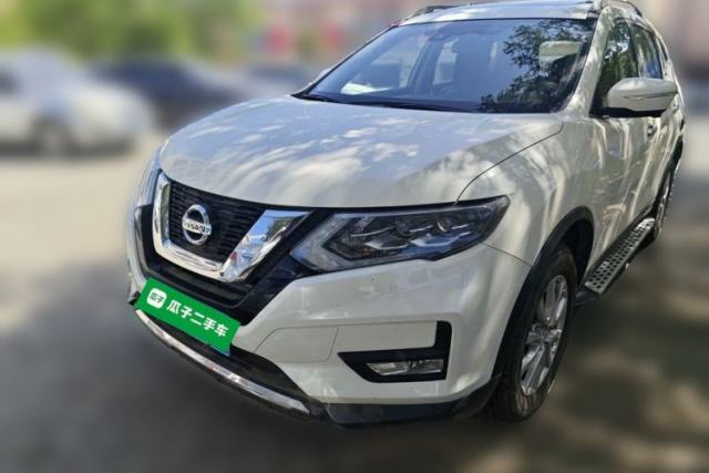 Used Nissan X-Trail 2023 Classic 2.0L Two-Wheel Drive Smart Connect Premium Edition