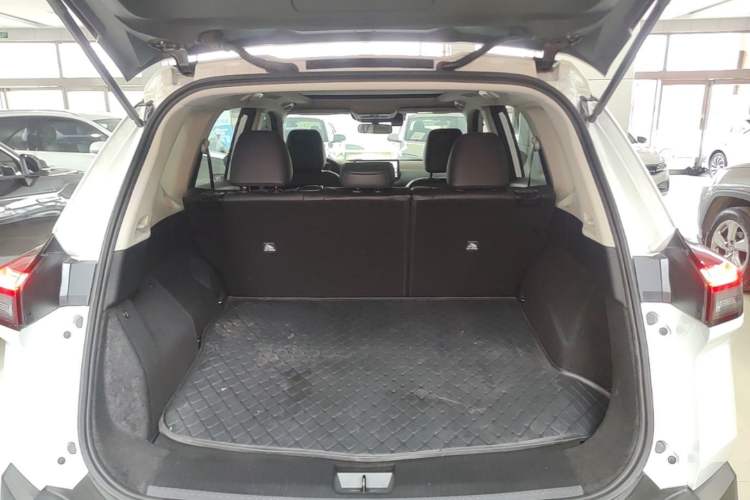 Used Nissan X-Trail 2023 e-POWER Ultra-Hybrid Dual-Motor All-Wheel-Drive Luxury Edition Trunk