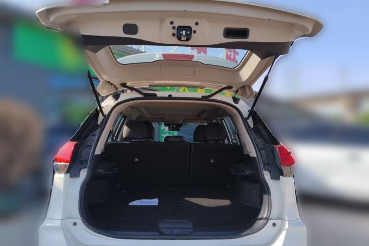 Used Nissan X-Trail 2023 Classic 2.0L Two-Wheel Drive Smart Connect & Comfort Edition Trunk