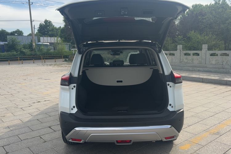 Used Nissan X-Trail 2023 e-POWER Ultra-Hybrid Dual-Motor All-Wheel-Drive Supreme Edition Trunk