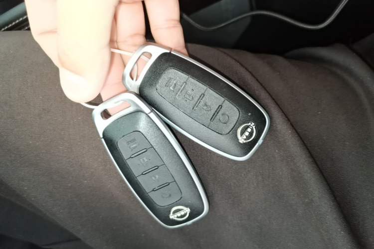 Used Nissan X-Trail 2023 e-POWER Ultra-Hybrid Dual-Motor All-Wheel-Drive Supreme Edition Vehicle Key