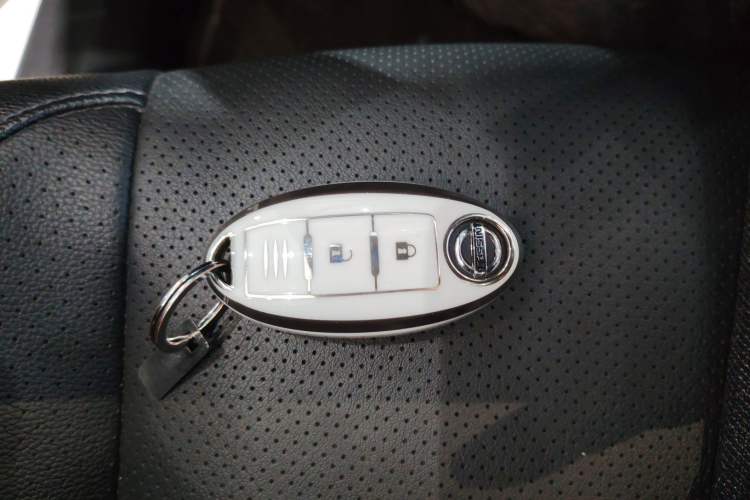Used Nissan X-Trail 2023 Classic 2.0L Two-Wheel Drive Smart Connect Premium Edition Vehicle Key