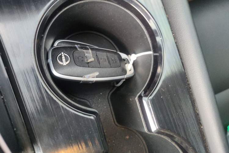 Used Nissan X-Trail 2023 e-POWER Ultra-Hybrid Dual-Motor All-Wheel-Drive Supreme Edition Vehicle Key