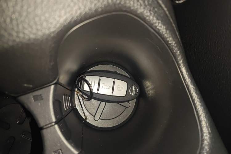 Used Nissan X-Trail 2023 Classic 2.0L Two-Wheel Drive Smart Connect Premium Edition Vehicle Key