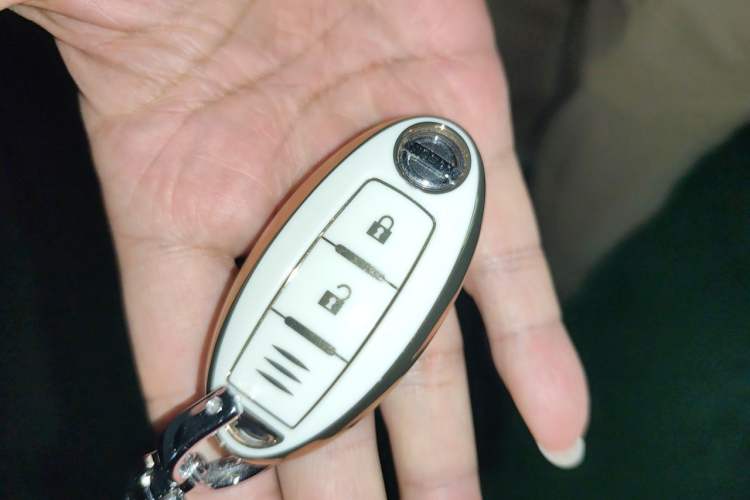 Used Nissan X-Trail 2023 Classic 2.0L Two-Wheel Drive Smart Connect & Comfort Edition Vehicle Key