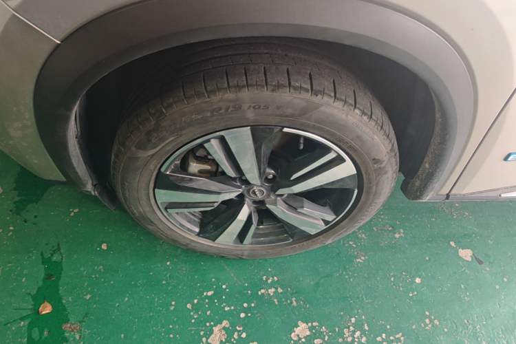 Used Nissan X-Trail 2023 e-POWER Ultra-Hybrid Dual-Motor All-Wheel-Drive Supreme Edition Exterior 4