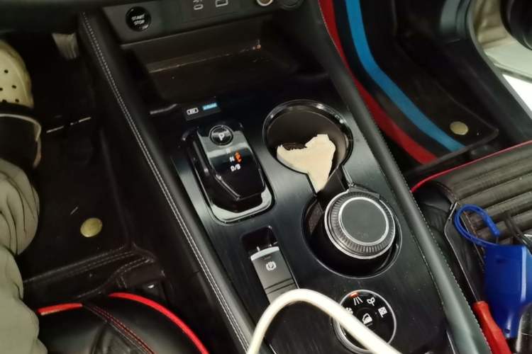 Used Nissan X-Trail 2023 e-POWER Ultra-Hybrid Dual-Motor All-Wheel-Drive Luxury Edition Gear Lever
