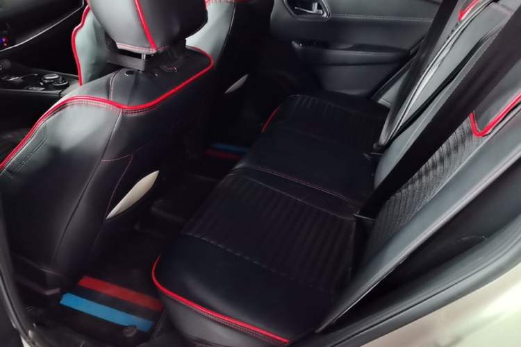 Used Nissan X-Trail 2023 e-POWER Ultra-Hybrid Dual-Motor All-Wheel-Drive Luxury Edition Left Rear Seat