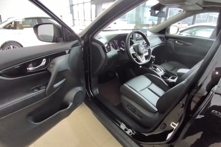 Used Nissan X-Trail 2025 Honor 2.0L Two-Wheel Drive Leading Edition Driver Seat