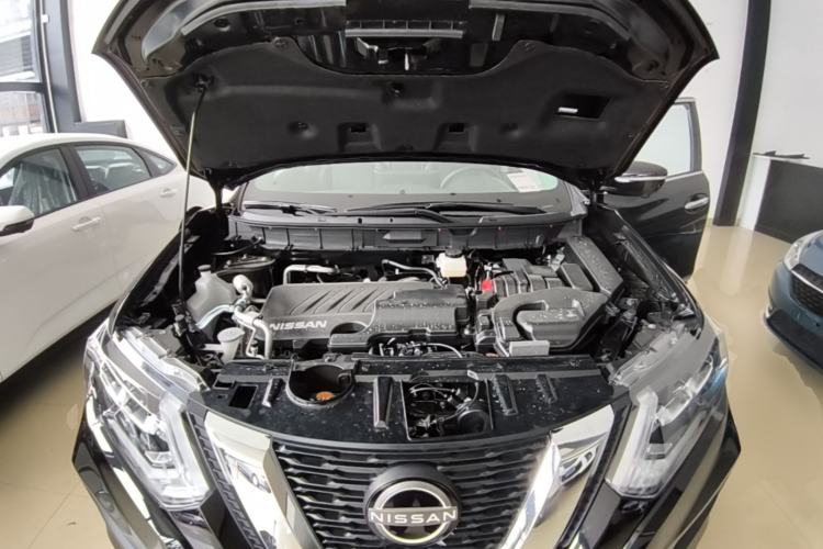 Used Nissan X-Trail 2025 Honor 2.0L Two-Wheel Drive Leading Edition Engine Bay