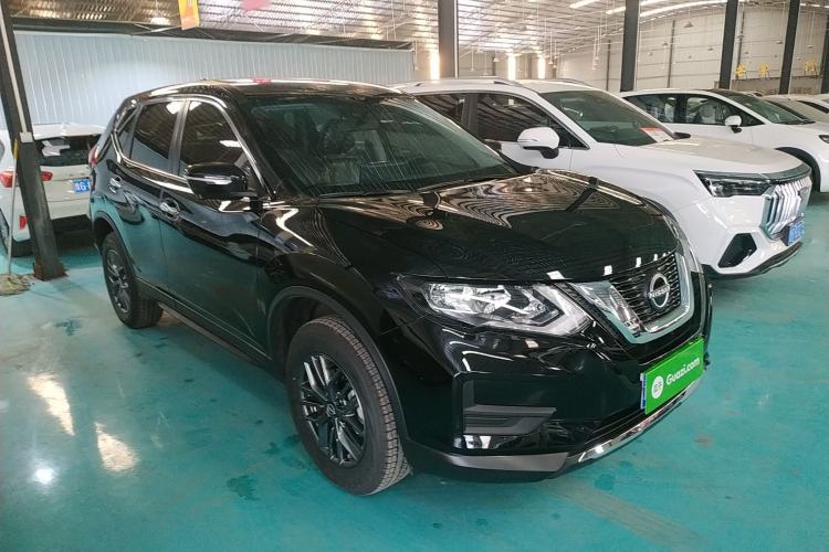 Used Nissan X-Trail 2025 Honor 2.0L Two-Wheel Drive Genuine Edition Exterior 2
