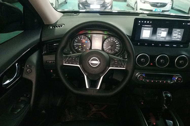 Used Nissan X-Trail 2025 Honor 2.0L Two-Wheel Drive Genuine Edition Steering Wheel