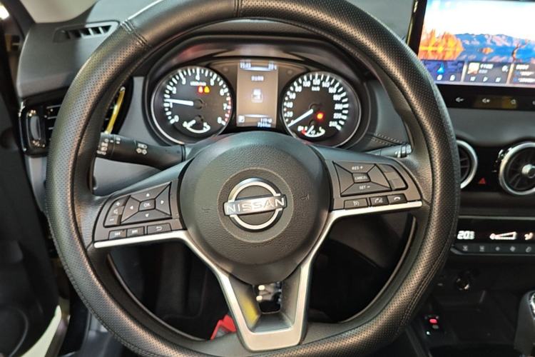 Used Nissan X-Trail 2025 Honor 2.0L Two-Wheel Drive Genuine Edition Steering Wheel
