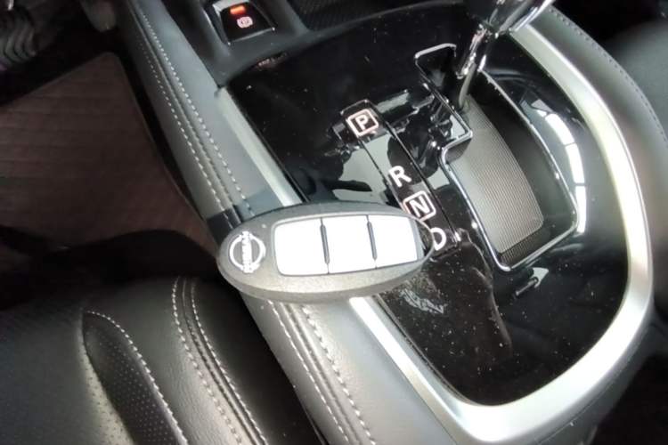Used Nissan X-Trail 2025 Honor 2.0L Two-Wheel Drive Leading Edition Vehicle Key
