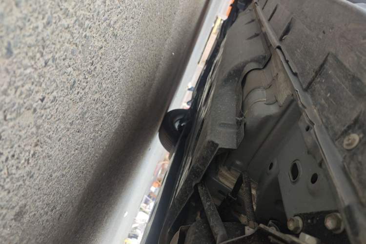Used Nissan X-Trail 2025 Honor 2.0L Two-Wheel Drive Leading Edition Chassis Rear Left