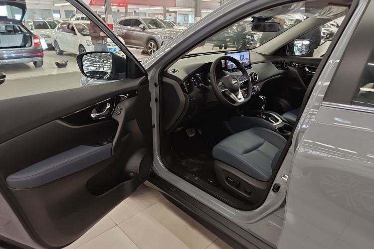 Used Nissan X-Trail 2025 Honor 2.0L Two-Wheel Drive Leading Edition Driver Seat