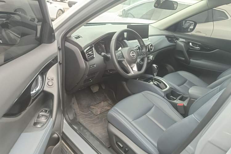 Used Nissan X-Trail 2025 Honor 2.0L Two-Wheel Drive Leading Edition Driver Seat