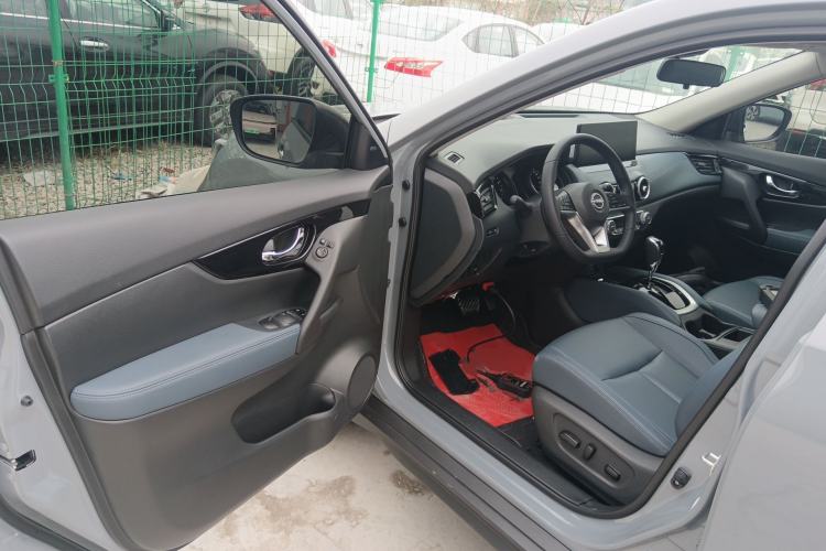 Used Nissan X-Trail 2025 Honor 2.0L Two-Wheel Drive Leading Edition Driver Seat