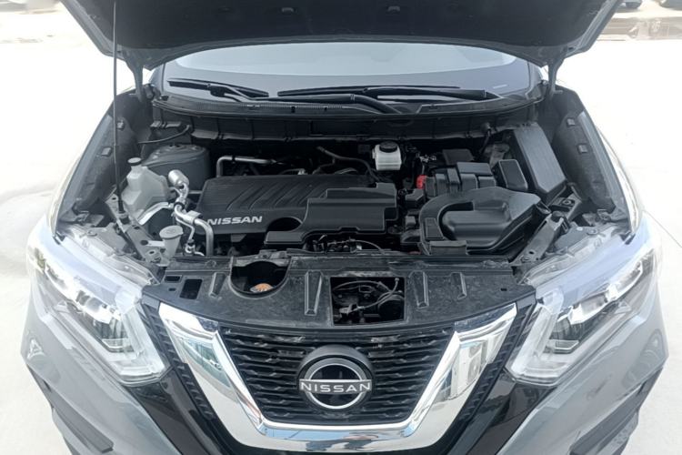 Used Nissan X-Trail 2025 Honor 2.0L Two-Wheel Drive Leading Edition Engine Bay
