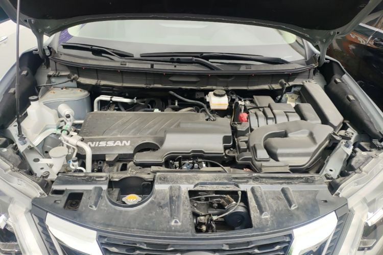 Used Nissan X-Trail 2025 Honor 2.0L Two-Wheel Drive Leading Edition Engine Bay