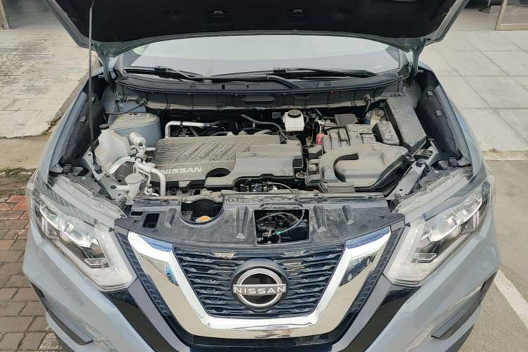 Used Nissan X-Trail 2025 Honor 2.0L Two-Wheel Drive Leading Edition Engine Bay