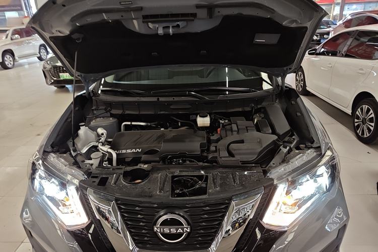 Used Nissan X-Trail 2025 Honor 2.0L Two-Wheel Drive Leading Edition Engine Bay