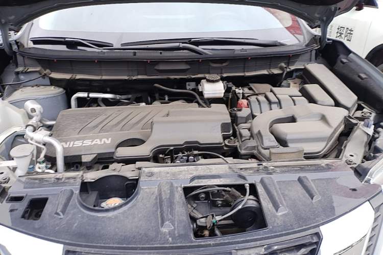 Used Nissan X-Trail 2025 Honor 2.0L Two-Wheel Drive Leading Edition Engine Bay