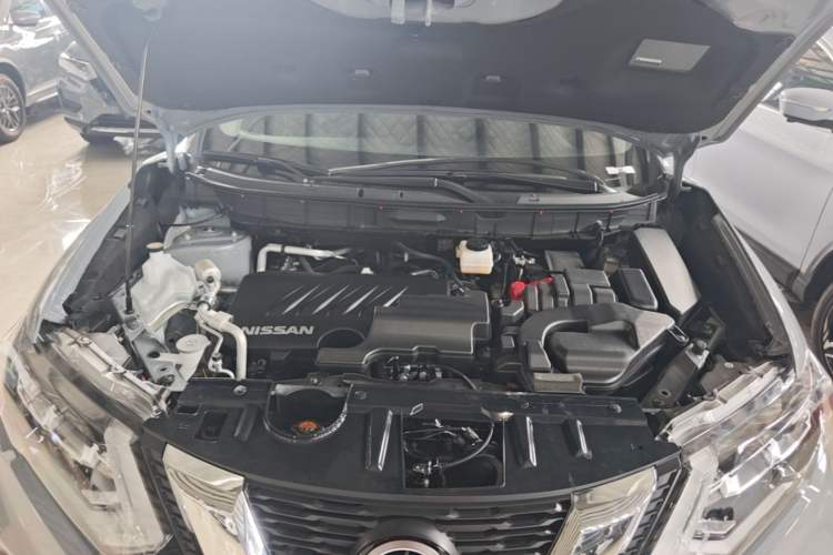 Used Nissan X-Trail 2025 Honor 2.0L Two-Wheel Drive Leading Edition Engine Bay