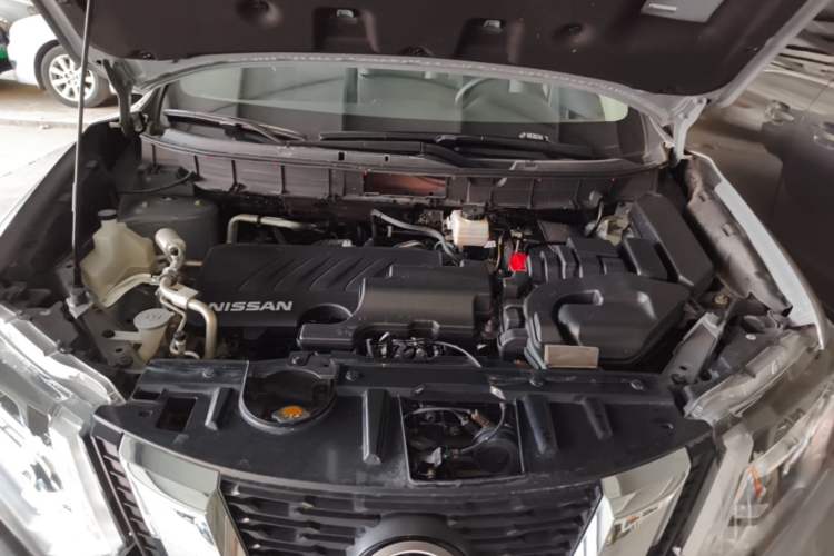 Used Nissan X-Trail 2025 Honor 2.0L Two-Wheel Drive Leading Edition Engine Bay