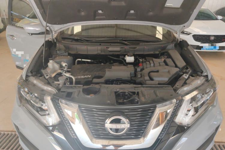 Used Nissan X-Trail 2025 Honor 2.0L Two-Wheel Drive Leading Edition Engine Bay