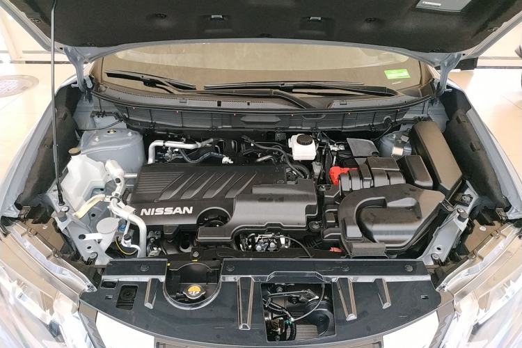 Used Nissan X-Trail 2025 Honor 2.0L Two-Wheel Drive Leading Edition Engine Bay