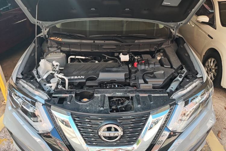 Used Nissan X-Trail 2025 Honor 2.0L Two-Wheel Drive Leading Edition Engine Bay