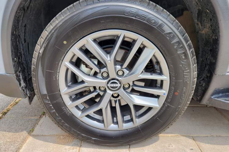 Used Nissan X-Trail 2025 Honor 2.0L Two-Wheel Drive Leading Edition Exterior 10