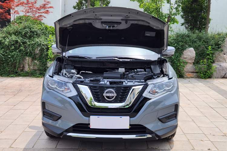 Used Nissan X-Trail 2025 Honor 2.0L Two-Wheel Drive Leading Edition Exterior 2