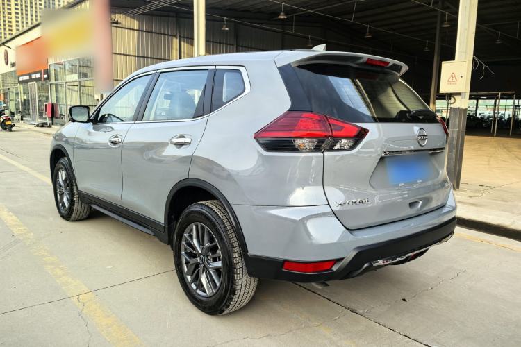 Used Nissan X-Trail 2025 Honor 2.0L Two-Wheel Drive Leading Edition Exterior 3