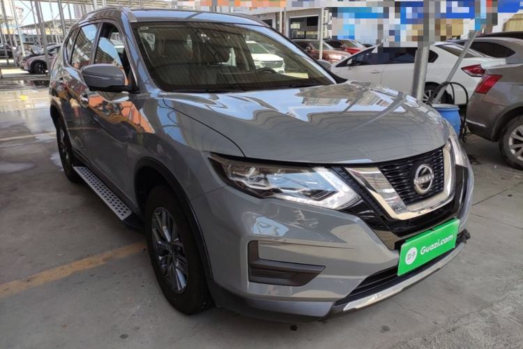 Used Nissan X-Trail 2025 Honor 2.0L Two-Wheel Drive Leading Edition Front Right 45 Deg