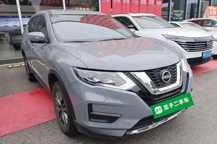 Used Nissan X-Trail 2025 Honor 2.0L Two-Wheel Drive Leading Edition Front Right 45 Deg