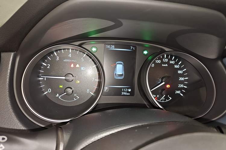 Used Nissan X-Trail 2025 Honor 2.0L Two-Wheel Drive Leading Edition Instrument Cluster