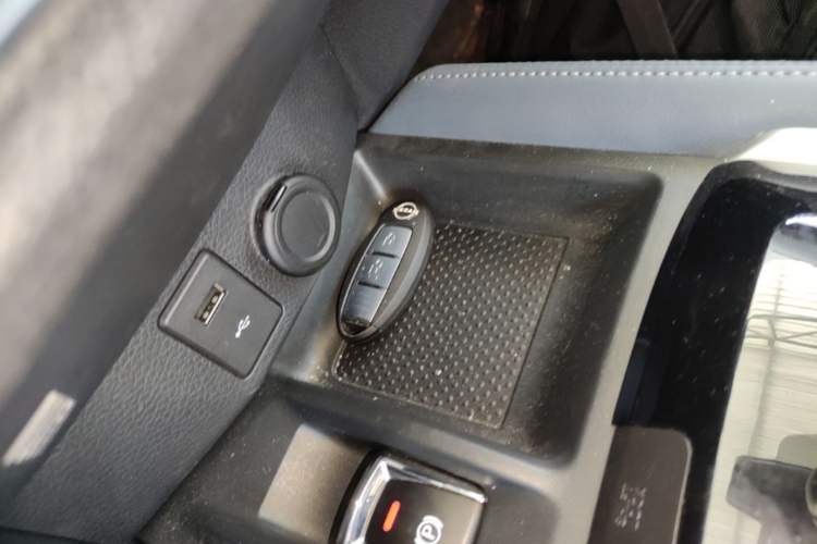 Used Nissan X-Trail 2025 Honor 2.0L Two-Wheel Drive Leading Edition Interior 1