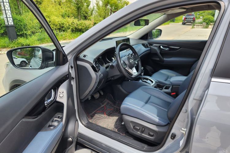 Used Nissan X-Trail 2025 Honor 2.0L Two-Wheel Drive Leading Edition Interior 1