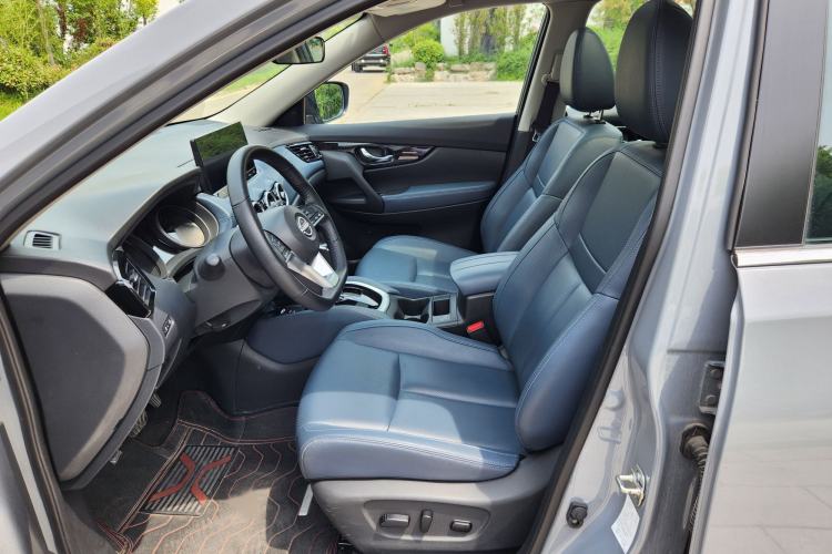 Used Nissan X-Trail 2025 Honor 2.0L Two-Wheel Drive Leading Edition Interior 2