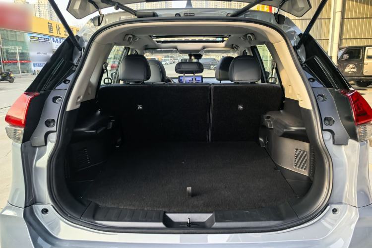 Used Nissan X-Trail 2025 Honor 2.0L Two-Wheel Drive Leading Edition Interior 8