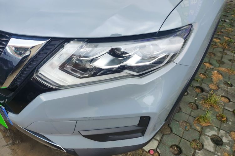 Used Nissan X-Trail 2025 Honor 2.0L Two-Wheel Drive Leading Edition Left Front Headlight