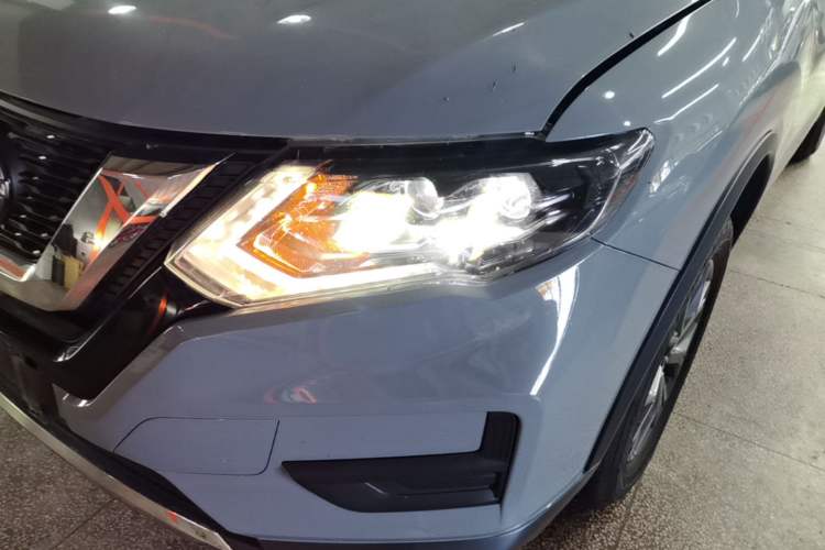 Used Nissan X-Trail 2025 Honor 2.0L Two-Wheel Drive Leading Edition Left Front Headlight
