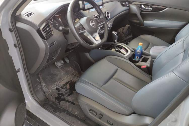 Used Nissan X-Trail 2025 Honor 2.0L Two-Wheel Drive Leading Edition Left Front Seat
