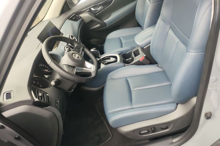 Used Nissan X-Trail 2025 Honor 2.0L Two-Wheel Drive Leading Edition Left Front Seat