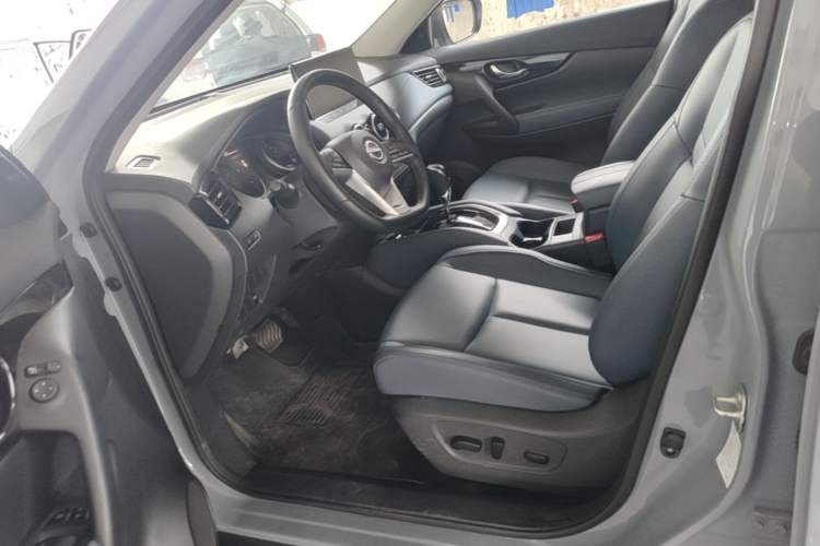 Used Nissan X-Trail 2025 Honor 2.0L Two-Wheel Drive Leading Edition Left Front Seat
